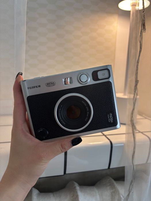 Fujifilm Instax Mini Evo black