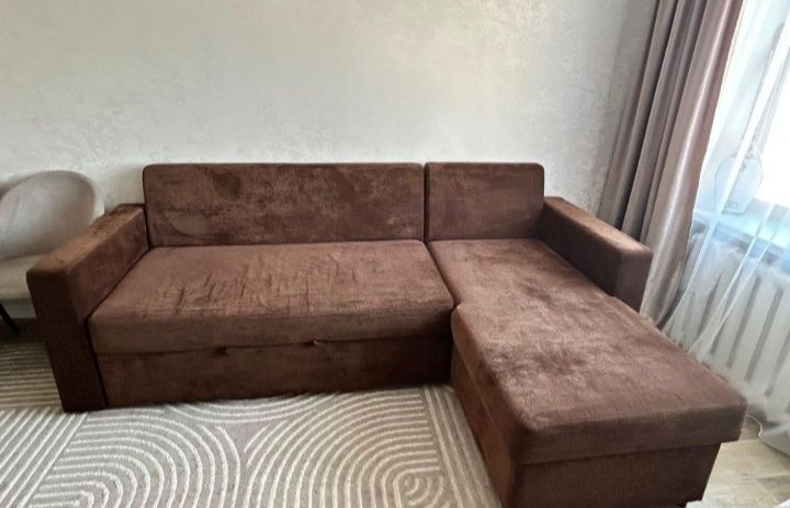 Продам диван недорого