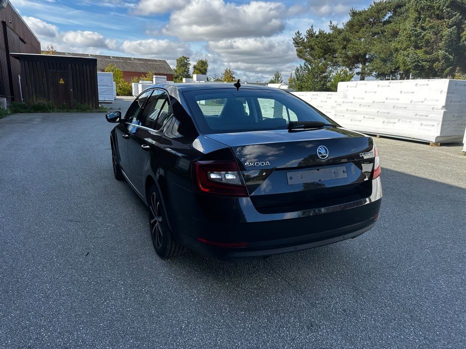 SKODA Octavia 2020 — imagine 4
