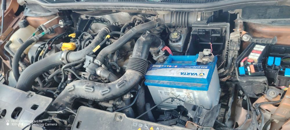 Dezmembrez Renault Captur - 1 (facelift) (2017 - 2019), 0.9 TCE H4B408, manual, H4B408, JR5062