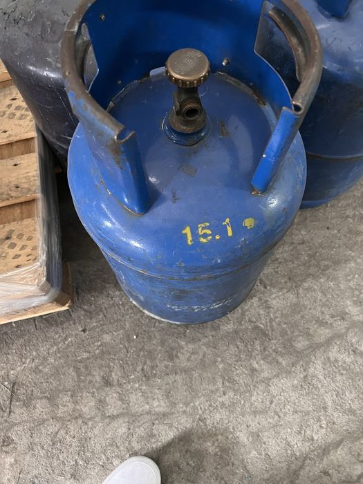 газови бутилки - просават се поотделно