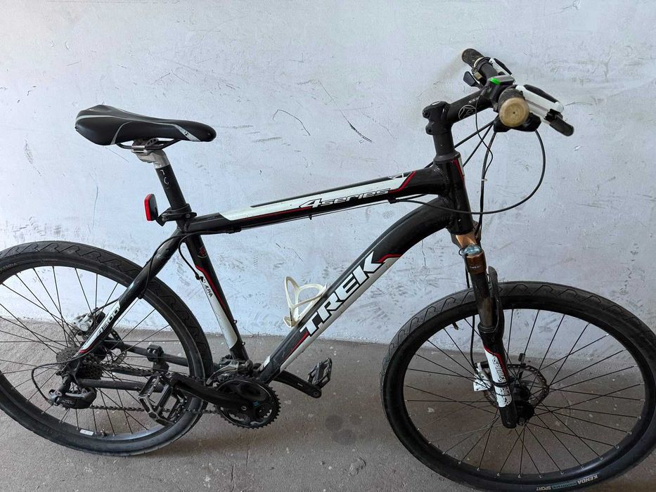 Bicicleta MBT Trek 4300 Disc