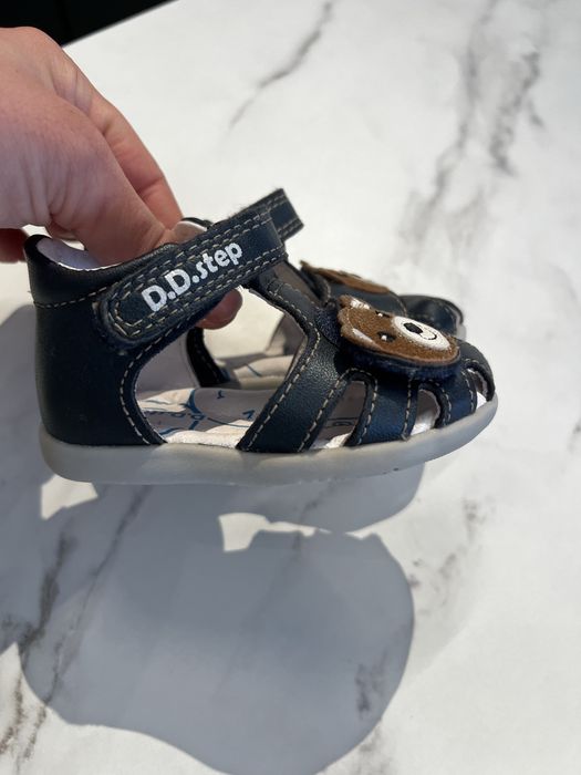 Sandale DD Step copii, piele naturala, talpa flexibila, marimea 18