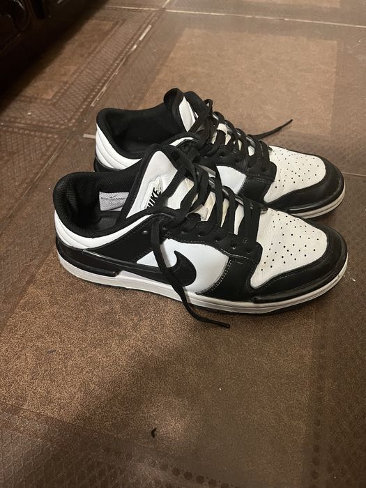 Найк кроссовки продаеться