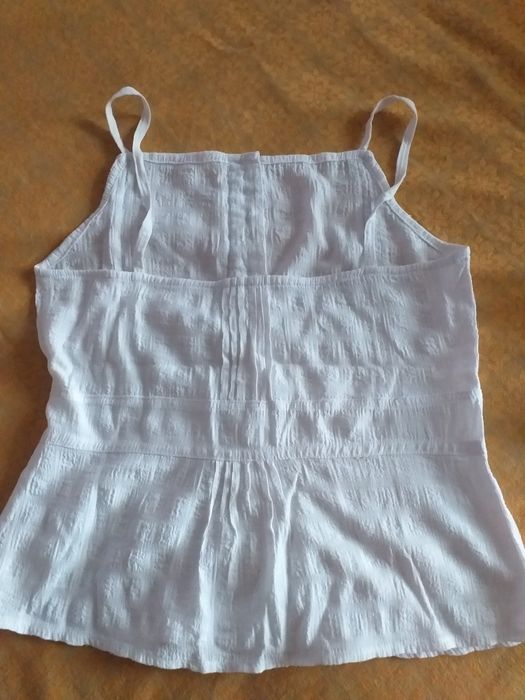 Шапка и подарък по избор