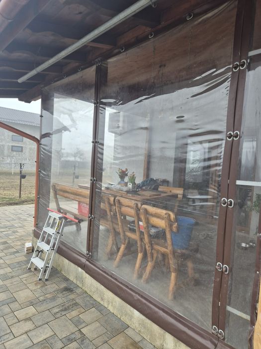 Rulouri de folie pentru terase exterioare