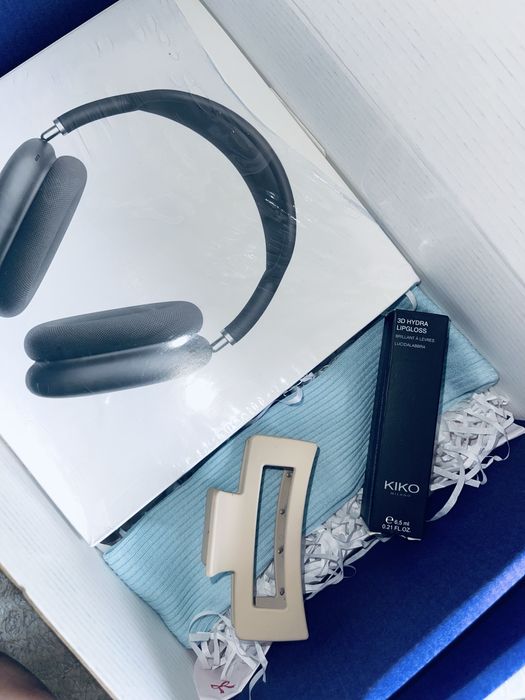 Набор с наушниками