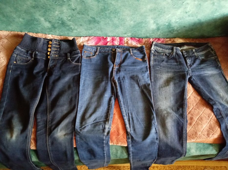 Синие джинсы (б/у)