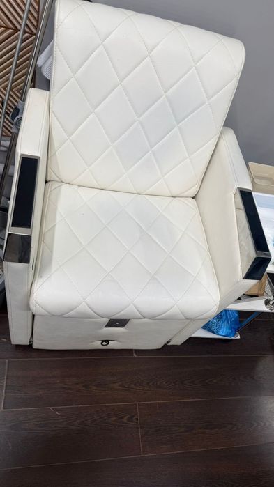 Педикюрное кресло