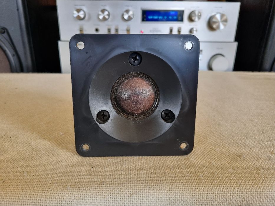 Difuzor Medii Isophon 1 bucata. 5 ohms, 40 watts, 11,2 cm. Perfecta stare