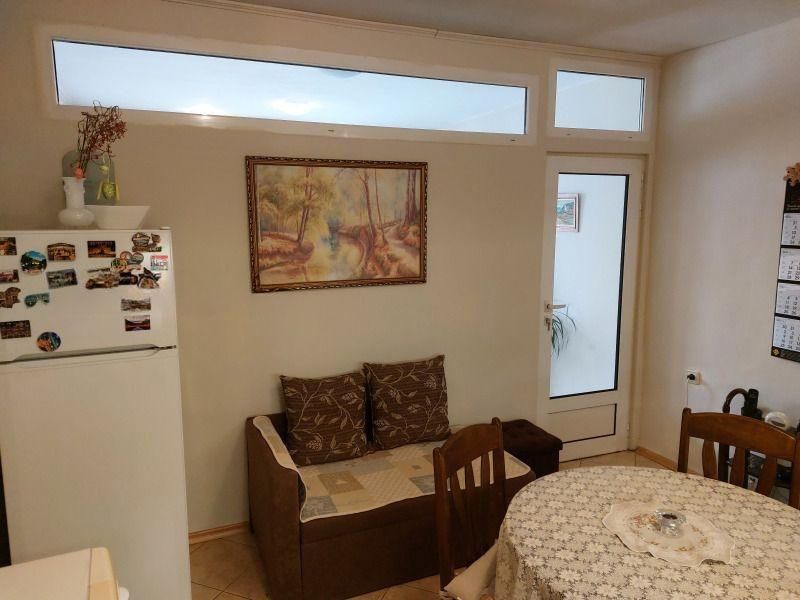 Двустаен апартамент под наем в ж.к. Младост 3, 2219225