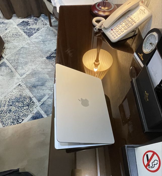 MacBook Apple M3, 16GB RAM, 512GB SSD, полный комплект