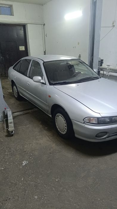 Срочно продам Mitsubishi galant
