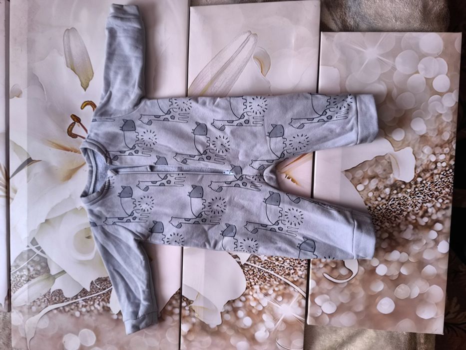 Продам детские вещи