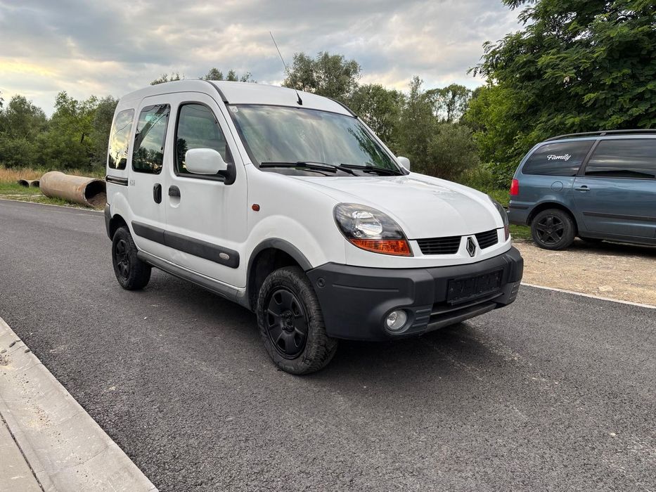 Renault Kangoo 4x4 //  1.6 benzina 2005