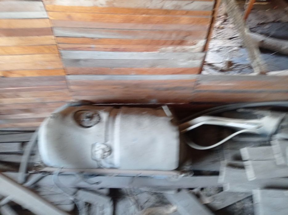 Продам задний бампер Марк 2