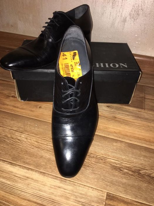 Продам. Туфли новые