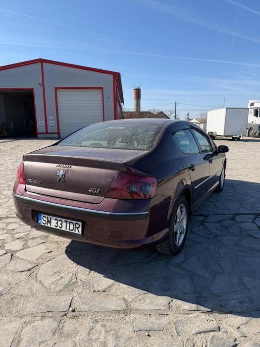 Se vinde masina personala Peugeot 407.