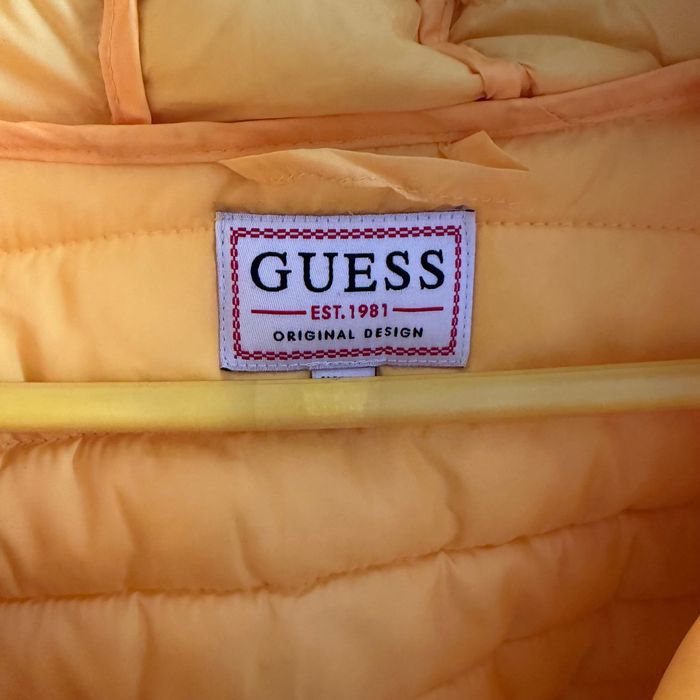 Жълто Яке Guess ново