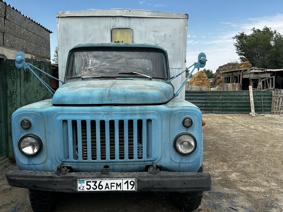 Продается ГАЗ 52 с будка