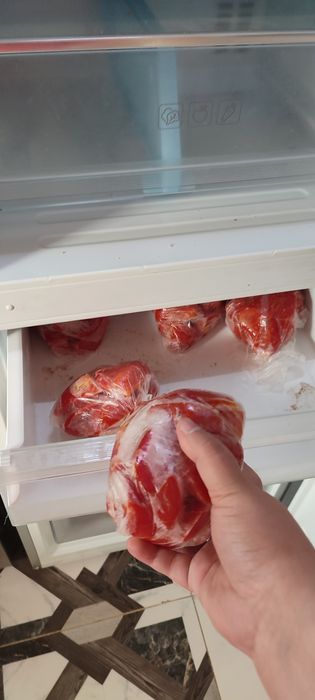 Холодильник срочно продам