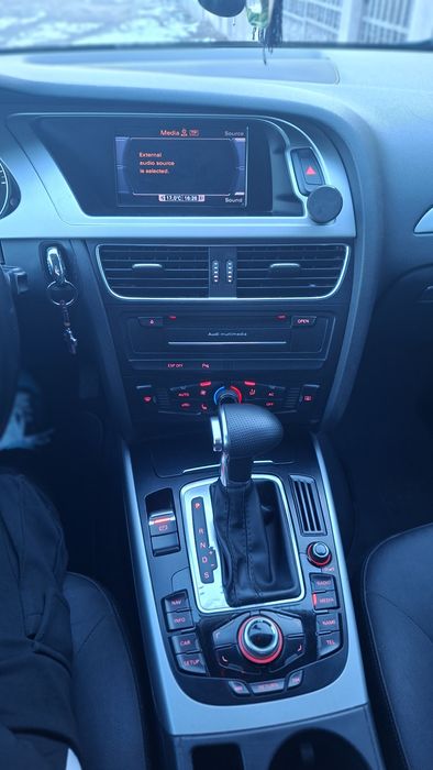 Audi A4 b8 2.0tdi 143 cp