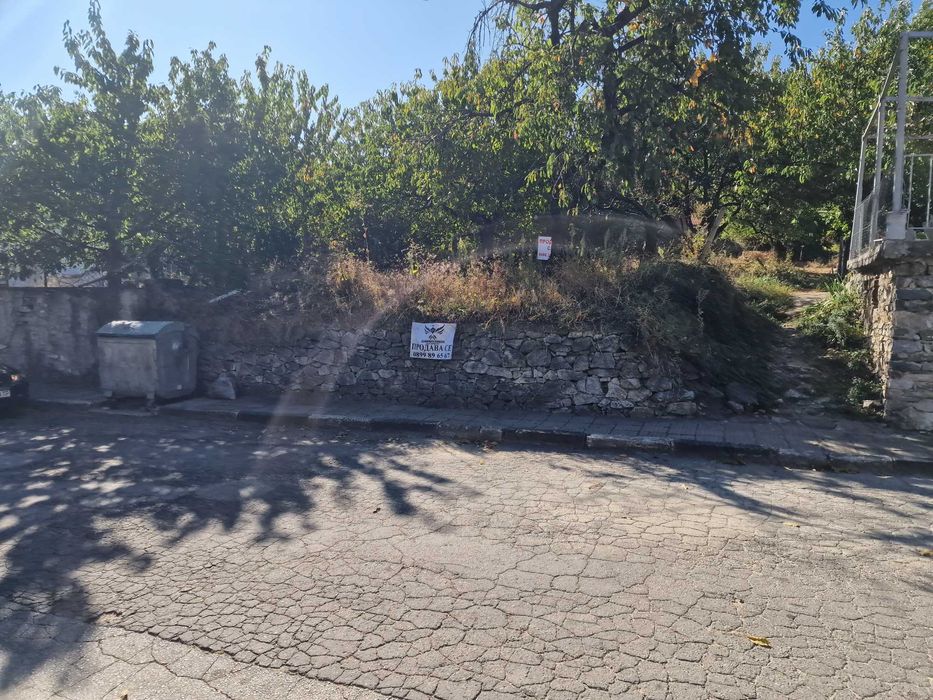 Продавам два парцела 530кв.м. в с.Руен, общ.Куклен статут УПИ