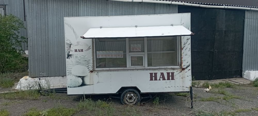 Продам торговый прицеп