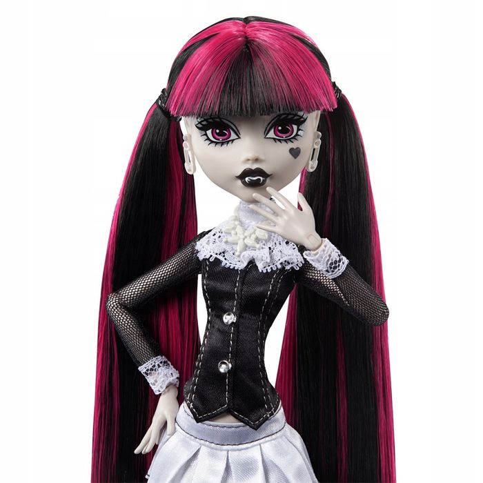Papusa Monster High Draculaura