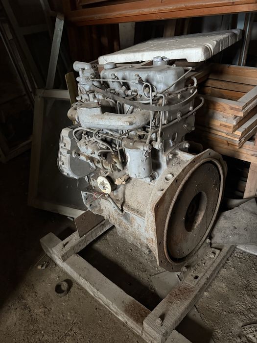 Продам дизельный двигатель Д2500Н