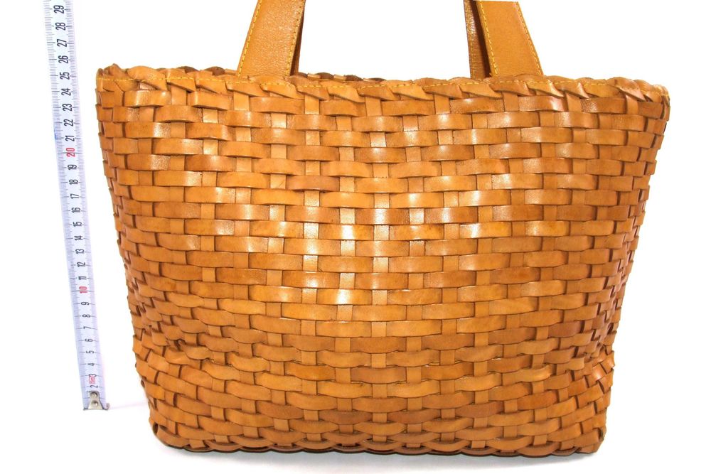 Poseta din piele naturala impletita, handmade, Made in Italy,  moderna, NOUA