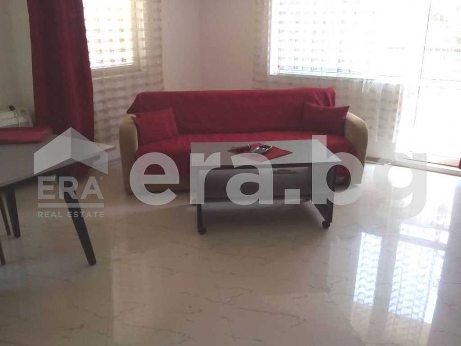 Продава се Тристаен апартамент в Варна, Бриз - 96 кв.м за 2032 €/кв.м - Снимка #1