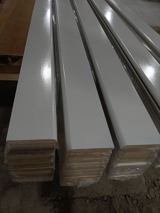 Qurilish materialiPLINTUS