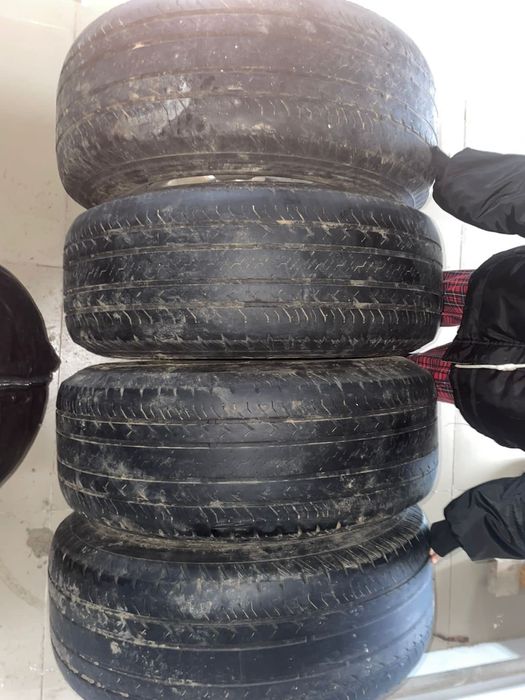 Продам летние шины, на Тойота прадо