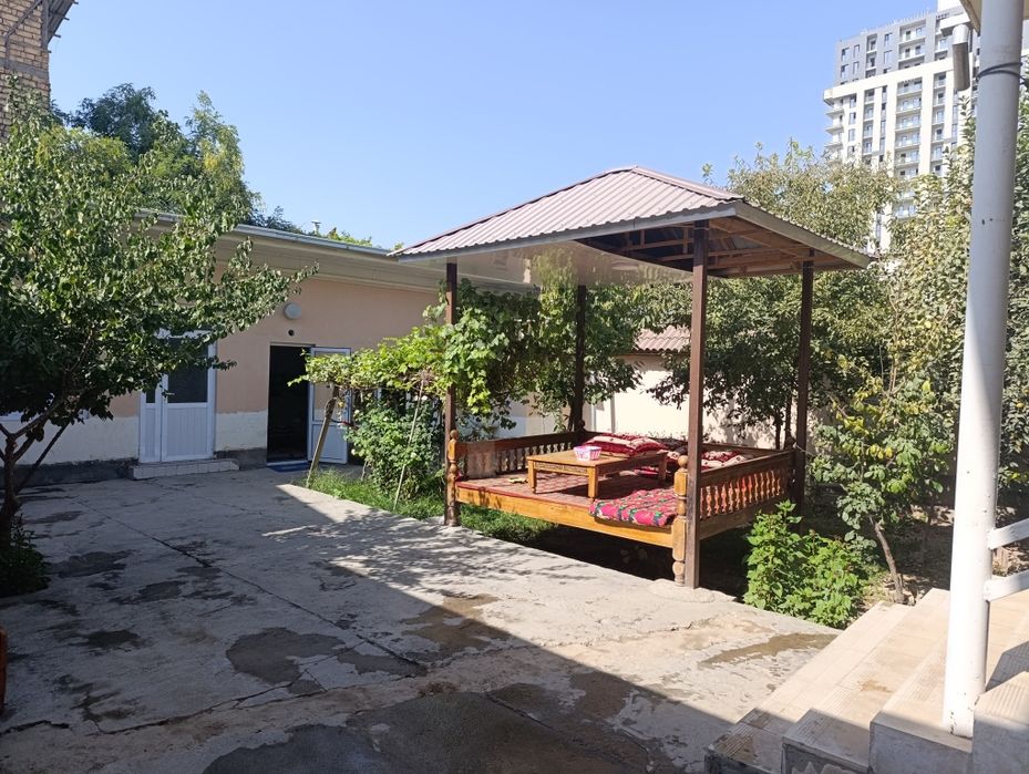 Продаётся дом в Мирабадском районе