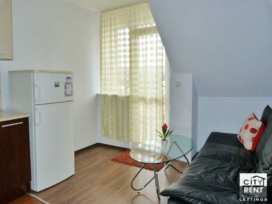 103558 Oбзаведен двустаен апартамент в центъра на В. Търново