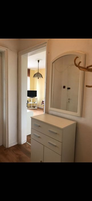 Дава се под наем Тристаен апартамент в Варна, Център - 90 кв.м за 528.36 € - Снимка #1