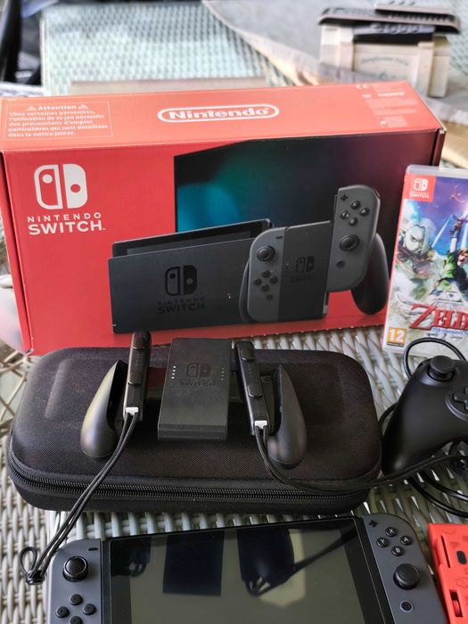 Pachet Nintendo Switch V1 Impecabil + Controller Pro Original + 3 Jocuri Top + Accesorii (Cutie)