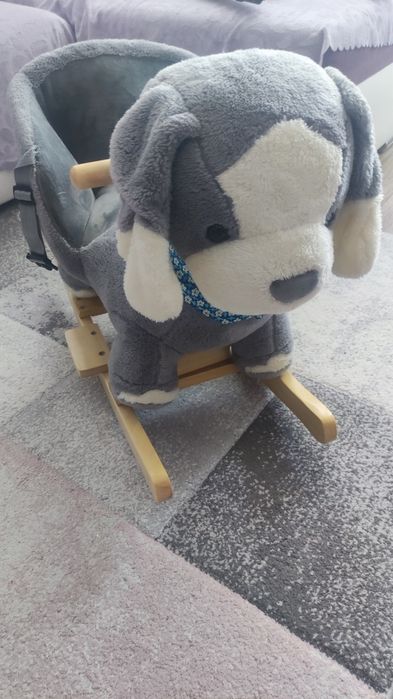 YZS Люлеещо се Куче ШАРО