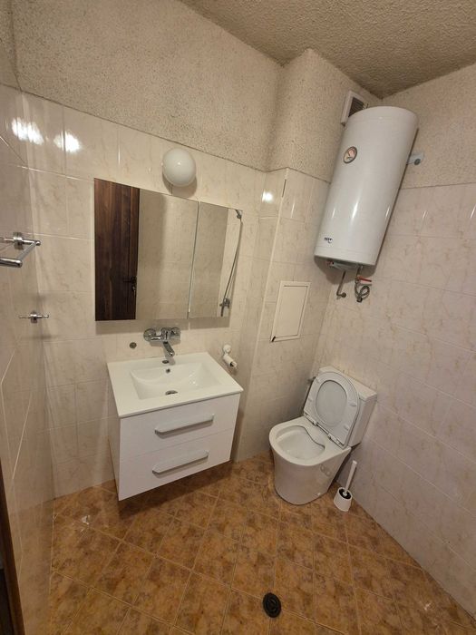 Дава се под наем Двустаен апартамент в София, Хладилника - 65 кв.м за 648.21 € - Снимка #15