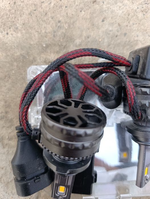 Лэд лампы почти новые