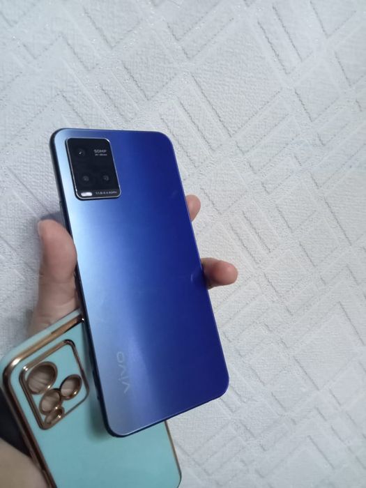Продам телефон Vivo Y33s