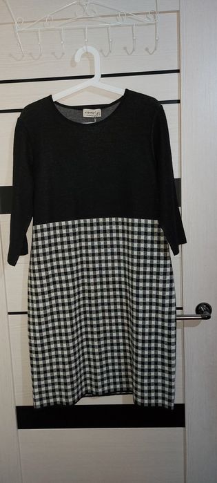 Продам женские вещи