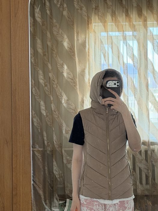 Жилетка пуховик Zara