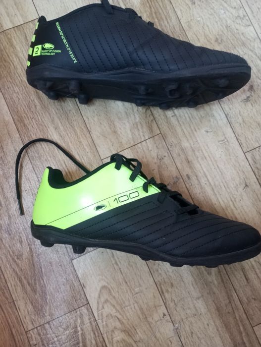 Футбольные бутсы Kipsta  . 35 р