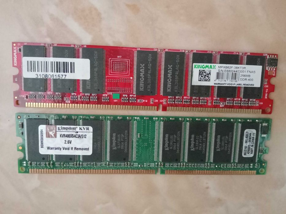 Seturi de placute de memorie RAM ddr3 , ddr2,etc. pt desktop / laptop