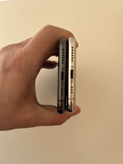 Iphone Xs 64GB черен и бял