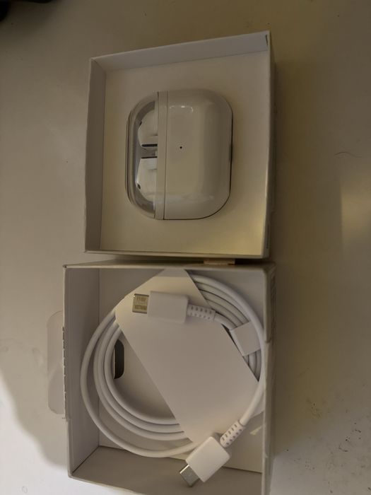 Casi samsung galaxy buds 3 noi nefolosite