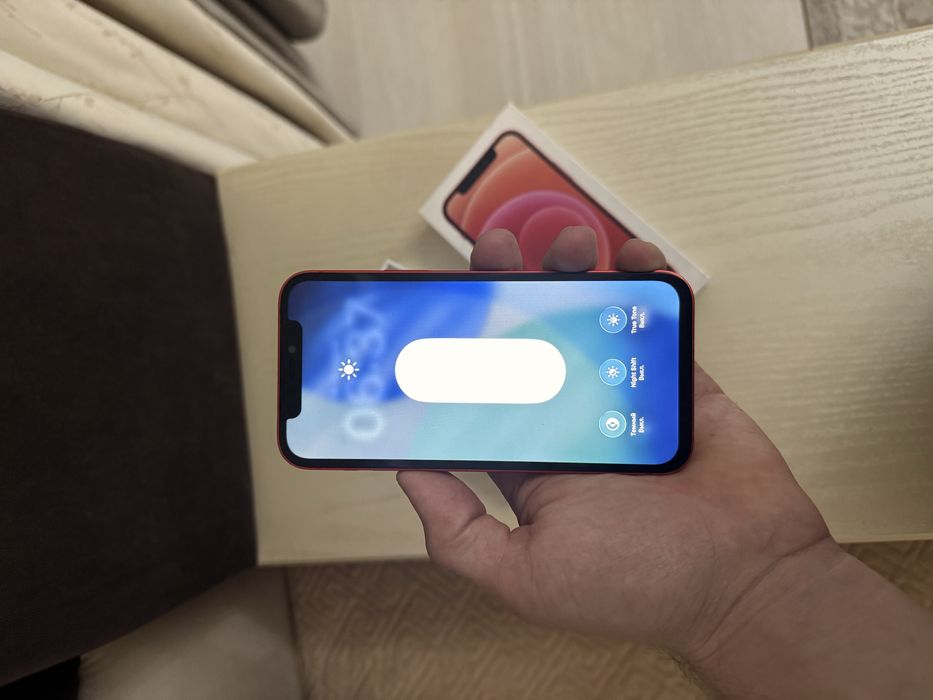 Продамм айфон 12