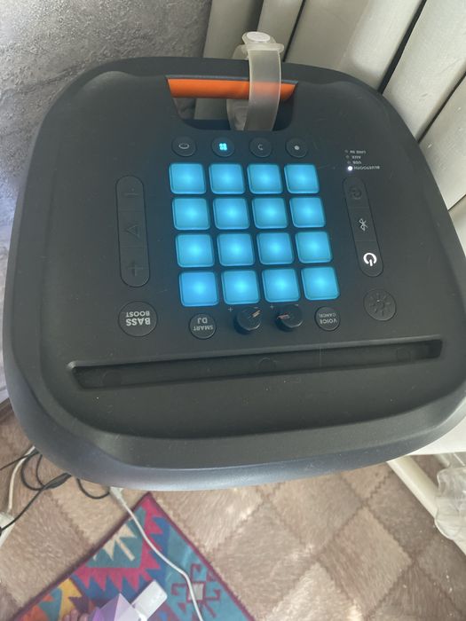 СРОЧНО!!!Jbl party box 1000